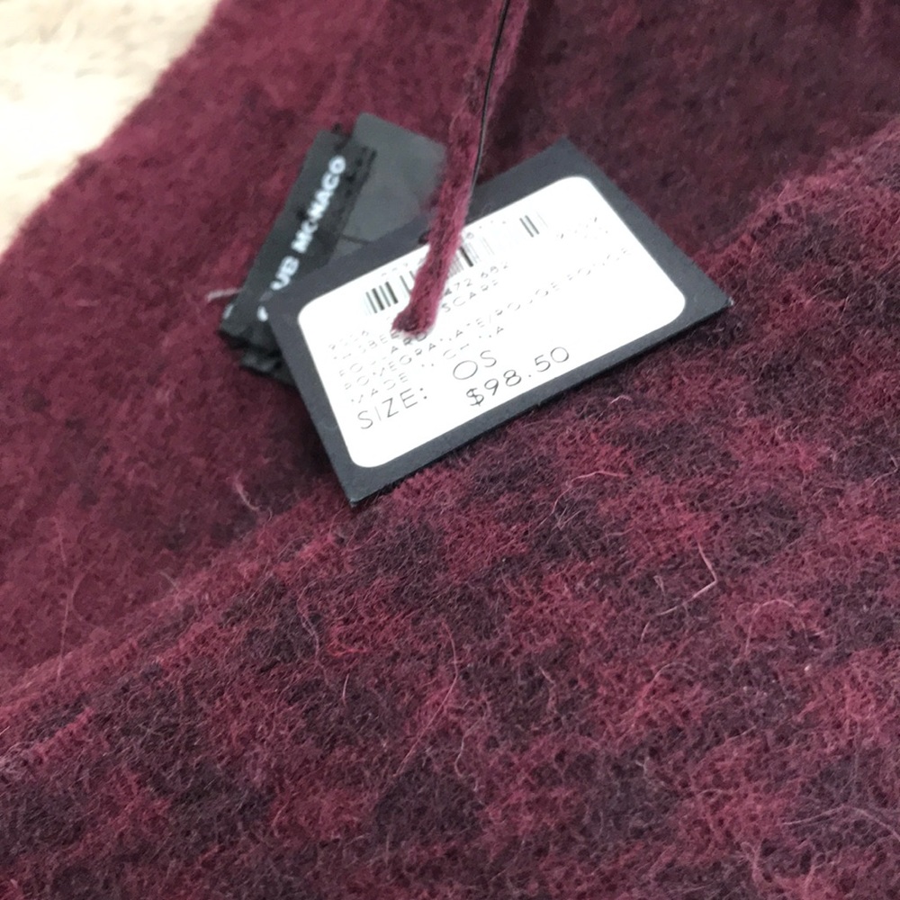 Beautiful scarf from Club Monaco